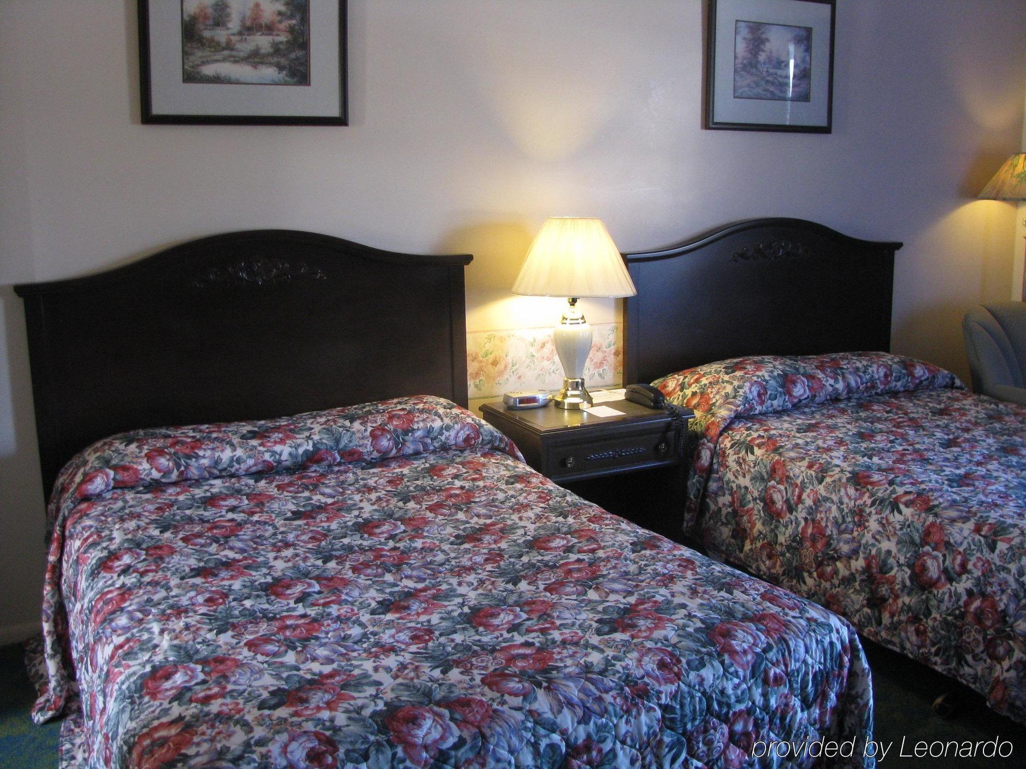 Chipican Motel ซาร์เนีย ภายนอก รูปภาพ
